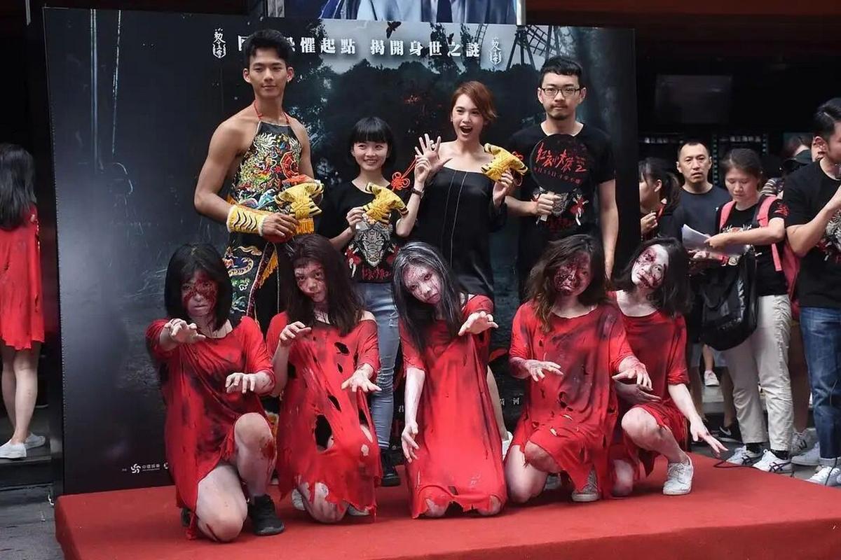 红衣小女孩2结局走出来了吗,红衣小女孩2结局走出来了吗